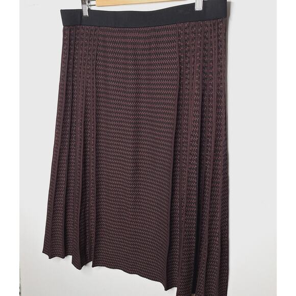 Misook Midi Skirt Pleated Houndstooth Knit XL Burgundy Career Pull On Office - Picture 2 of 10